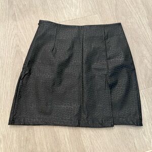 SHEIN Black Textured Mini Skirt